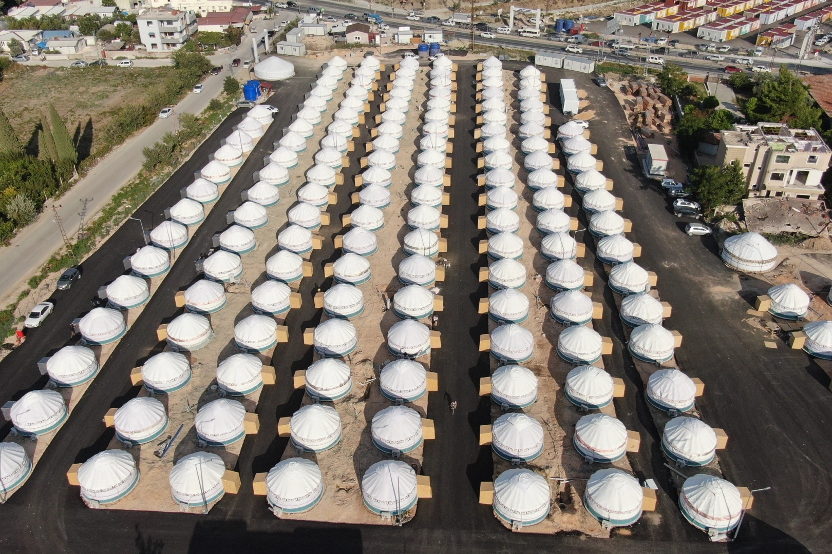 Görünümleriyle dikkat çeken Kırgız çadırları