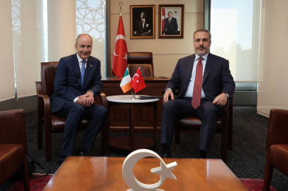 Bakan Fidan, İrlanda Dışişleri ve Savunma Bakanı Martin’le görüştü