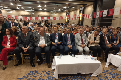 CHP’de değişim isteyenler Konya’da kaybetti!