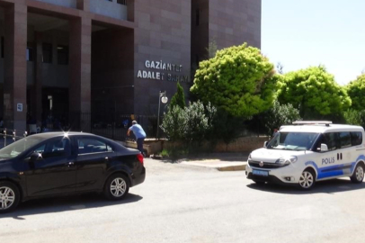 FETÖ davasında 4 sanığa 1 yıl 13 ay hapis