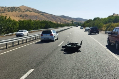 Otomobil ile çarpışan motosiklet sürücüsü hayatını kaybetti