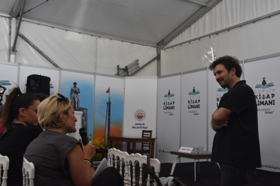 Kitap Limanı'nda ilk gün kitapseverlere kapısını açtı