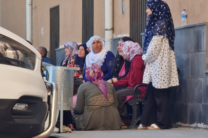 11 aylık bebek babasının kullandığı otomobilin altında kaldı