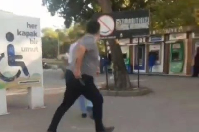 Kaza yaptılar yetmedi,kavga ettiler bitmedi bıçakla kovaladı!