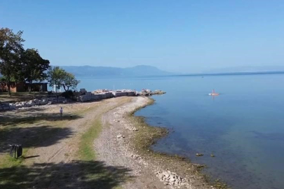 İznik Gölü’nde tehlikeli görüntü