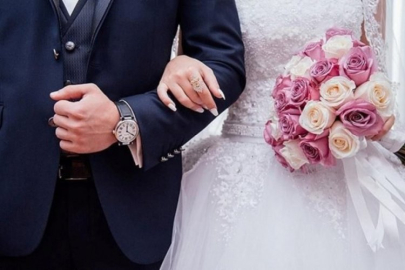 Yeni evlenen çiftlere faizsiz kredi! Evlilik kredisi ne kadar? Başvuru şartları açıklandı mı?