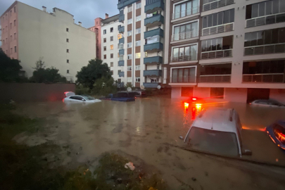 Dere taşınca sokaklar göle döndü