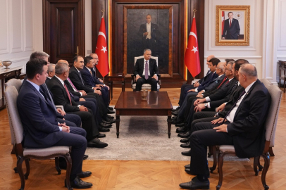 Eski Bakan Soylu’dan, Bakan Yerlikaya’ya geçmiş olsun ziyareti