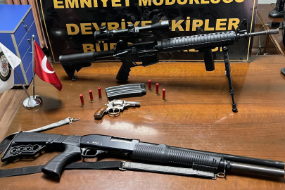 Yakalanan şahsın üzerinden cephanelik çıktı