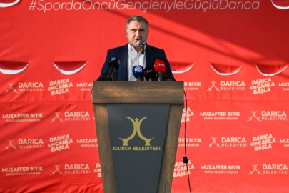 Bakan Bak: "Türkiye Avrupa'nın en genç stadyumlarına sahip"