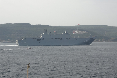 ‘TCG Anadolu’ Çanakkale Boğazı’ndan geçti