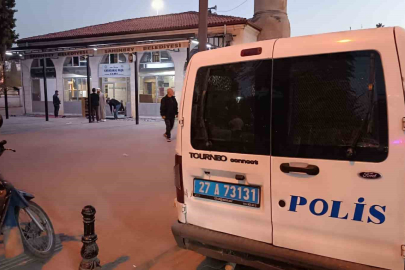 Yok artık! Camide imam bıçaklandı!