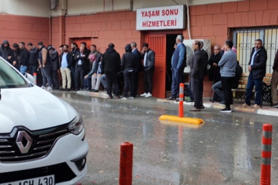 Yakıt tankeri şarampole devrildi, 2 kişi hayatını kaybetti