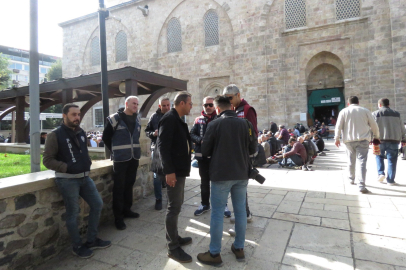 DİKKAT!  Dolandırıcı çıkabilir! Bursa polisi  uyardı, broşür dağıttı