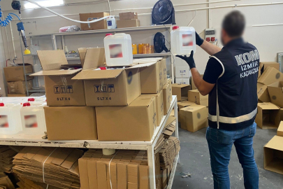 Sahte alkolleri etiketlerle satışa sunmuşlar