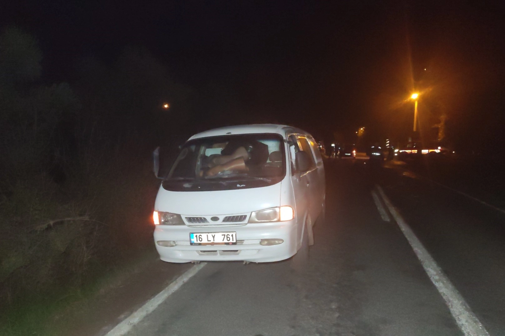 Zincirleme trafik kazasında 3 araç birbirine girdi: 3 yaralı