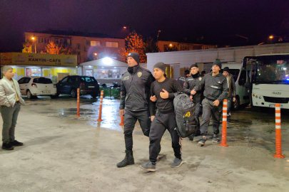 Ülkeye kaçak yollarla girdiler! 23 şahıs yakalandı