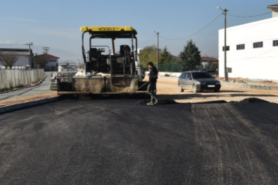 Yenişehir okullar bölgesinde asfalt çalışması
