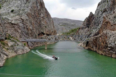 EN UZUN AKARSUYU FIRAT NEHRİ 3 ÜLKEYE HAYAT VERİYOR