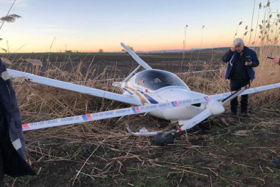 Son Dakika! Yenişehir’de uçak tarlaya iniş yaptı!