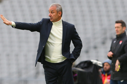 İsmail Kartal rekorlara doymuyor