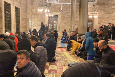 Şehitlerimiz için tüm camilerde dua edildi!