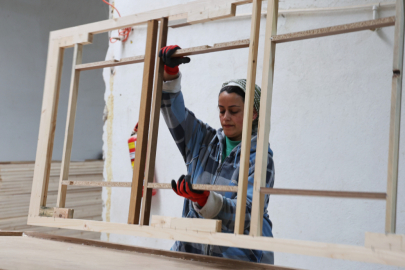 OSB’nin kadın ustaları erkeklere taş çıkartıyor