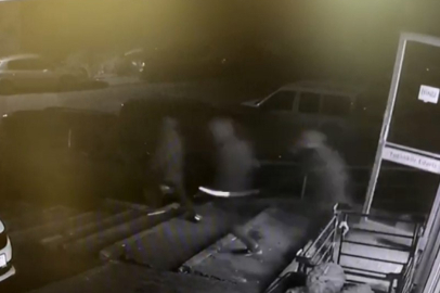 Pompalı tüfekle markete giren gaspçıları paspasla kovaladı