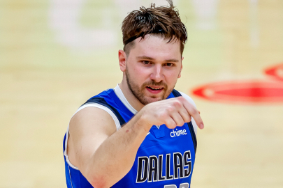 Luka Doncic 73 sayı ile tarihe geçti