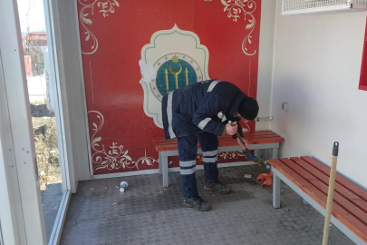 Akıllı durakta alkol aldı, sonra bankı yakmaya kalktı!