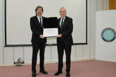 BUÜ, YÖKAK Akreditasyon Belgesi’ni aldı