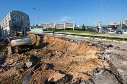 Bursa'da göçen yolda çalışma başladı