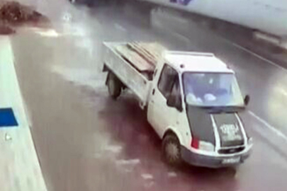 3 kişinin öldüğü, 11 kişinin yaralandığı feci kaza kamerada