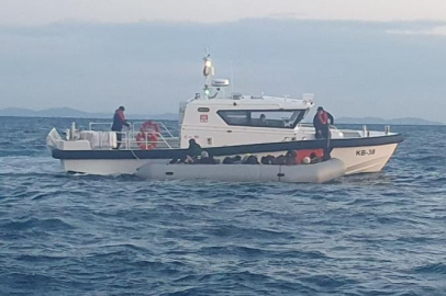 İzmir açıklarında düzensiz göçmen yoğunluğu