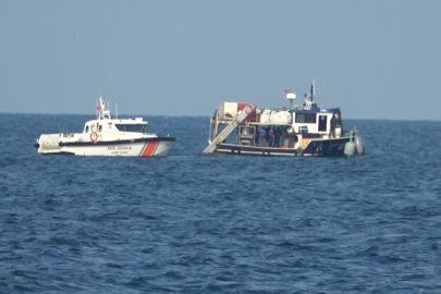Batan gemide bir kişinin daha cansız bedenine ulaşıldı