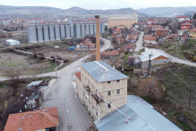 83 yıllık un fabrikası saat gibi çalışıyor