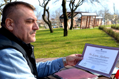 3 ÜNİVERSİTE BİTİRDİ, 1 ÜNİVERSİTEDE DAHA OKUYUP YÜKSEK LİSANS YAPIYOR