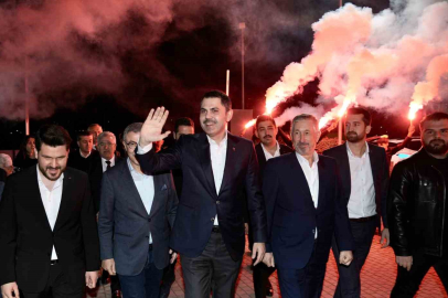 Murat Kurum: “Biz 230 km söz verip 8 km yapanlardan değiliz”