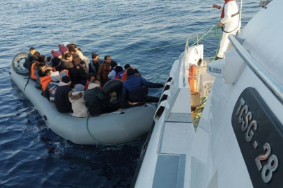 Ayvacık açıklarında 22’si çocuk, 46 kaçak göçmen yakalandı