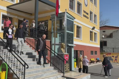 Tecrübeli seçmenler oyunu erkenden kullandı