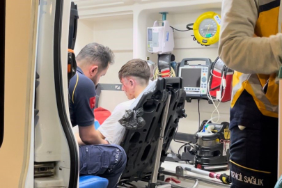 Arkadaşları önce darp etti, ardından 3 yerinden bıçakladı