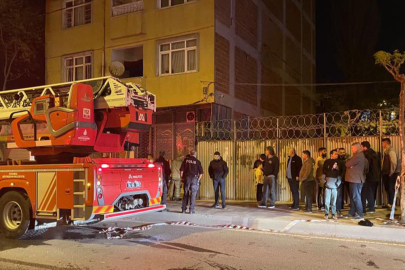 4 katlı binada çıkan yangında mahsur kalan 11 kişi kurtarıldı