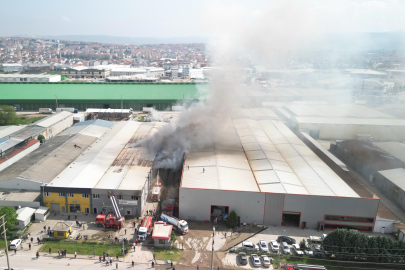 Yanan sandalye fabrikası havadan görüntülendi