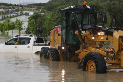 Kuvvetli yağışın etkili olduğu Hatay’da eğitime kısmi olarak 1 gün ara verildi