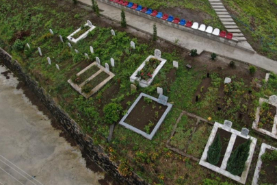 Mezarlığa tribün koltuğu talep etti