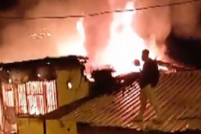 Şarj aletinden çıkan yangın evi küle çevirdi