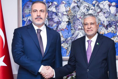 Bakan Fidan, Pakistan Dışişleri Bakanı Dar ile görüştü