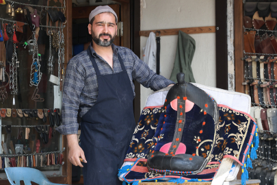 Çeyrek asırdır ‘eyer’ yapıyor