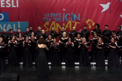 Nilüfer Çoksesli Koro festivale iki ödülle damga vurdu