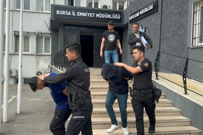 Sahte genç kız profili açarak vatandaşları dolandıran 9 kişi çete tutuklandı